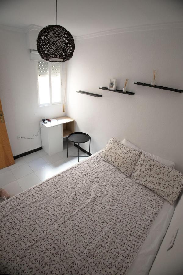 Kiara Apartament - With Garage Torrevieja Extérieur photo